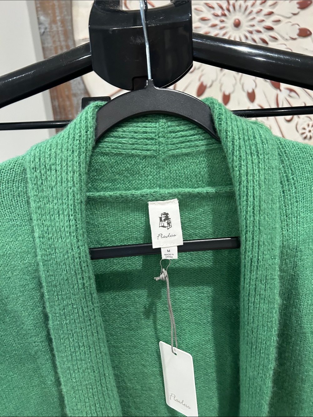 Flawless Woman’s Size medium Open-Front Cardigan Sweater. Deep pockets! Warm! - Picture 5 of 7